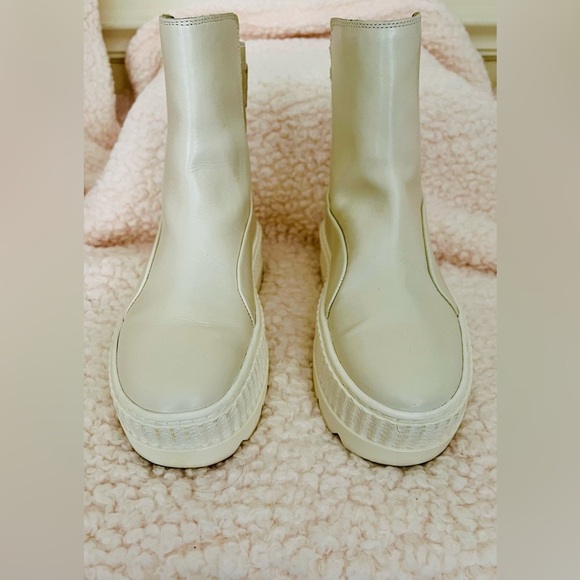 EUC PUMA x FENTY Rihanna Collection Chelsea Sneaker Boot Creepers Women’s 7.5 - Picture 6 of 10